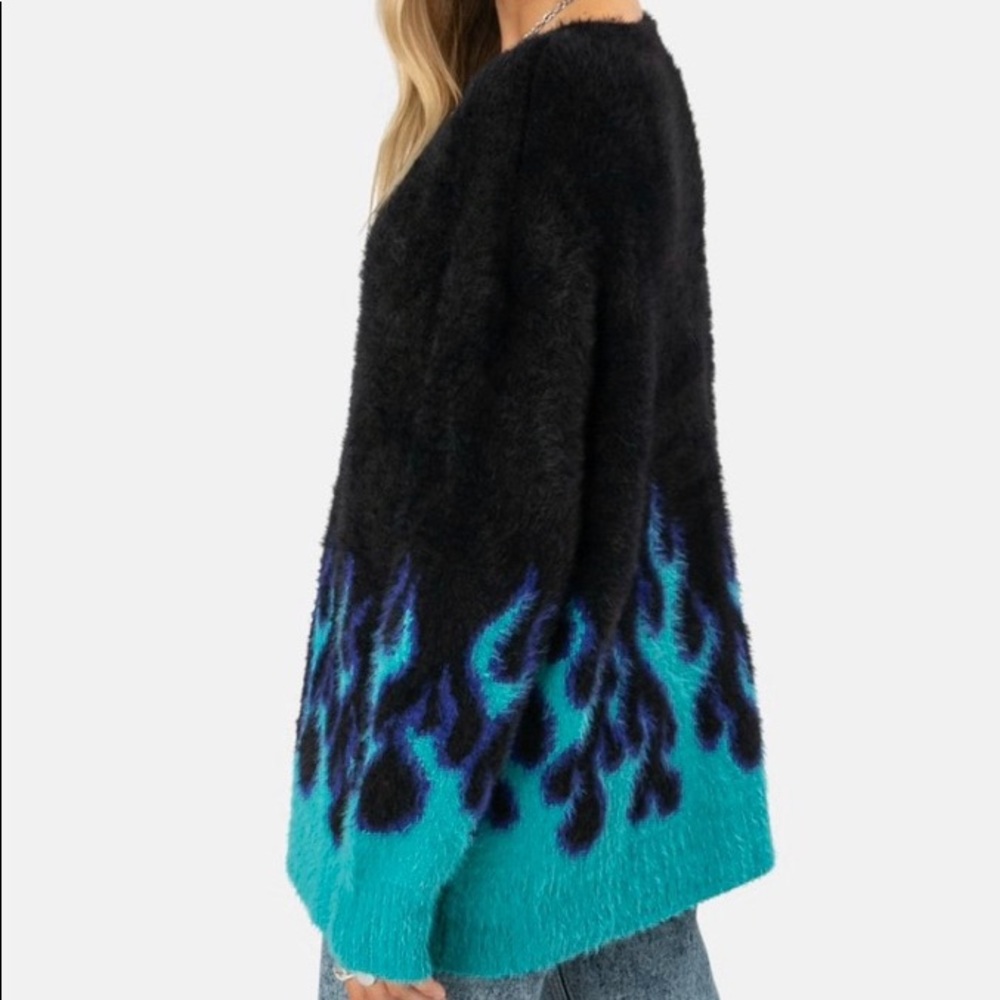 ADIKA OVERSIZED FLAME SWEATER *NWT*